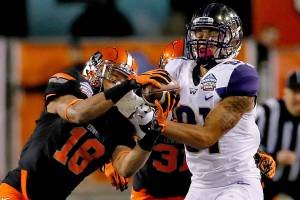Husky receiver Dickey to transfer