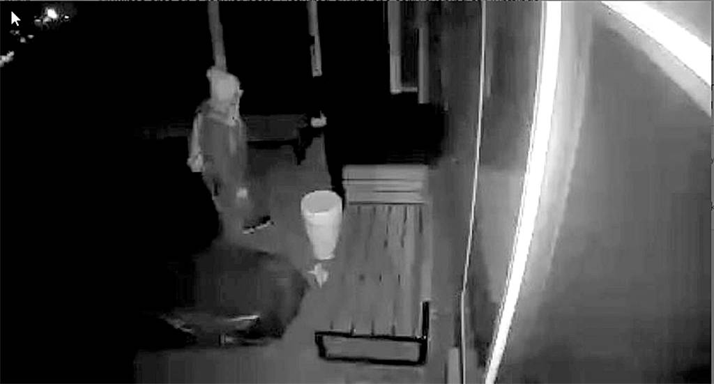 Police seek suspect after rash of burglaries in Mukilteo