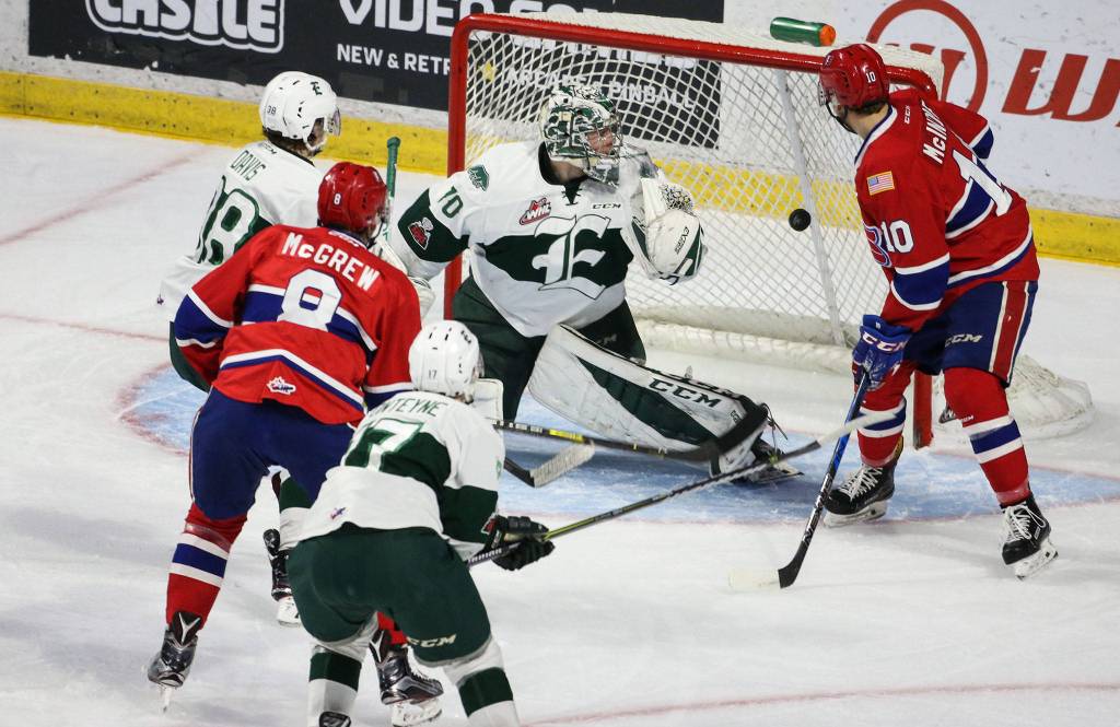 Silvertips goalie Carter Hart watches the puck go by for a Chiefs goal as the Everett Silvertips took on the Spokane Chiefs at Angel of the Winds Arena on Sunday, Jan. 28, 2018 in Everett, Wa. (Andy Bronson / The Herald)