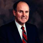 Frank McCord, former head of Everetts Cascade Bank and CEO of Cascade Financial Corp., died Saturday, at age 87. (Family Photo)