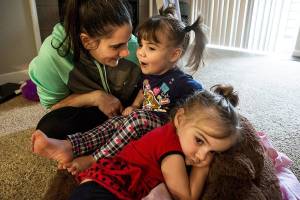 Two Everett firefighters recount rescue of 3-year-old twins