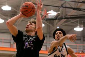 Kamiak boys beat Glacier Peak, capture district crown