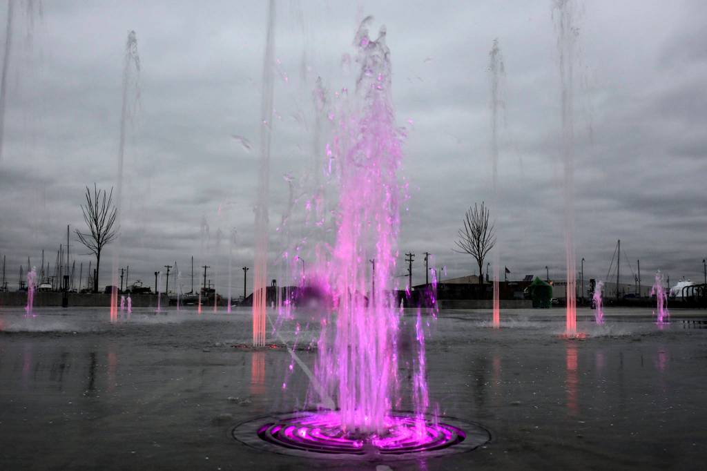The Pacific Rim Plaza splash at Fishermans Harbor is part of the new development being built on Everetts waterfront. <strong><a href="https://www.heraldnet.com/news/fancy-new-fountain-being-tested-at-everetts-waterfront-place/" target="_blank"></a></strong>(Kevin Clark / The Herald)