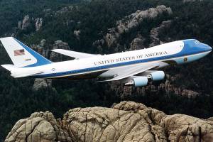 White House has $3.9-billion deal for 2 Air Force One planes