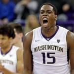 Washington hang on to beat Oregon State 79-77