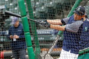 Suzuki avoids disabled list as Mariners finalize opening-day roster