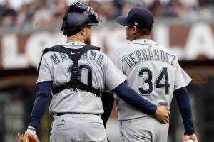 Felix roughed up in Mariners’ 10-1 loss to Giants