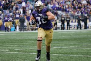 Huskies return experience, size on reshuffling O-line