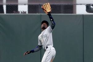 Gordon experiment paying off early for Mariners