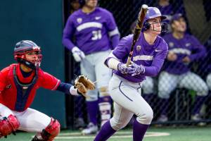 Meadowdale grad contributing to the success of top-ranked UW