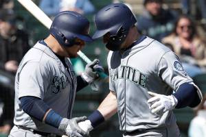 Zunino, bullpen lead Mariners to win over White Sox