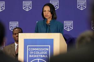 College hoops commission: 1-and-done must go, make bans hurt
