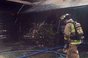 No one hurt after house fire in Edmonds