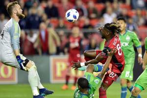 Sounders beat Toronto 2-1