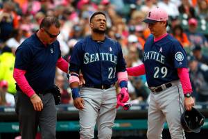Mariners’ Cano likely facing surgery after breaking his hand