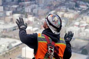 Gallery: Facelift of Seattle’s Space Needle nears completion
