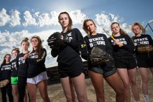 Chemistry key for state-bound Lakewood softball team