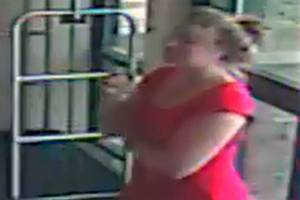 Mukilteo police seek a witness who helped save woman