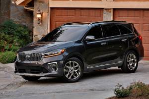 Kia Sorento near-luxury midsize SUV is freshened for 2019
