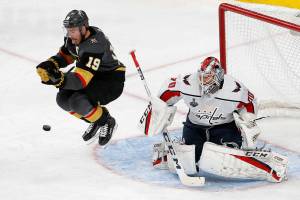 Caps hold off Knights 3-2 in Game 2, even Stanley Cup Final