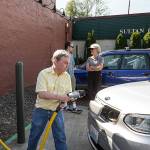 Editorial: Local governments ignoring law on electric cars