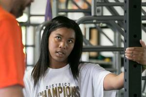 Lynnwood basketball player perseveres despite MS diagnosis