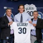 Mariners sign 1st-round pick Gilbert