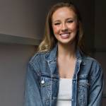 Everett grad doing swimmingly