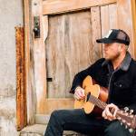 Country singer Aaron Crawford, a Snohomish High School graduate, is scheduled to perform Thursday at the launch of a series of outdoor movies in Snohomish.