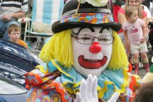 Bothell’s Barbo the clown marks 19 years in July 4 parade