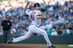 Newly-paid LeBlanc stellar as Mariners beat Angels 4-1