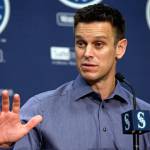 Mariners give GM Dipoto multiyear contract extension