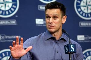 Mariners give GM Dipoto multiyear contract extension