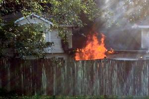 Lake Stevens duplex fire causes $100,000 damage; no one hurt