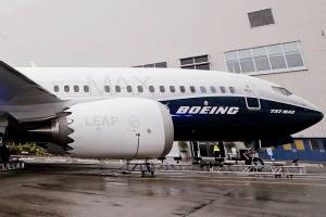 Boeing faces new production snarls for cash-cow 737 jetliner