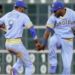 Cruz’s double lifts Mariners to 5-2 win over Houston