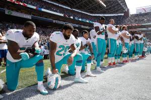 Editorial: If Trump can tweet, players can kneel