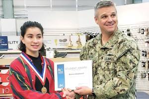 Good grades net Lake Stevens teen $2,500 from Navy Exchange