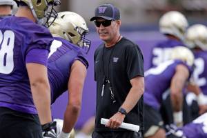 Prediction: Huskies will make College Football Playoff