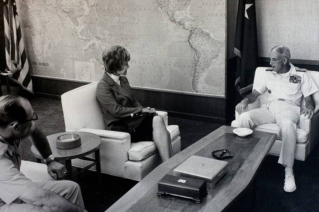 While in Honolulu in 1972, a year before her POW husband was freed, Faye Schierman talked with Admiral John S. McCain Jr., the father of John McCain, who was also a POW at the time.