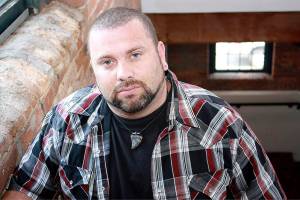 Merlin James and his band will perform at the Cliffhanger Sports Bar & Restaurant on June 7. (Merlin James Band)