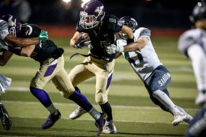 Friday night’s prep football blog Aug. 31