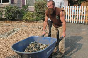 Bothell neighbors conserve with rain gardens