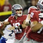 Minshew tosses 3 TDs, WSU cruises past San Jose State