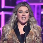 Kelly Clarkson is getting her own daytime TV talk show