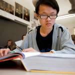 Mountlake Terrace sophomore Tommy Tran reads and takes notes during a World History 10 class on Tuesday, Oct. 16, 2018 in Mountlake Terrace, Wa. The number of high school credits required to graduate is increasing to 24 at the state level for the class of 2019. With a standard schedule of six daily classes for four years, a student would need to pass every course. (Andy Bronson / The Herald)