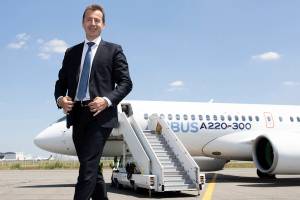 Airbus gets a new boss, inheriting all the old problems