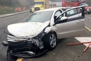 Child, three adults hurt in Lynnwood crash