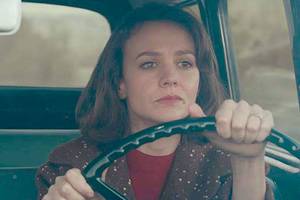 Carey Mulligan burns up the screen in ‘Wildlife’