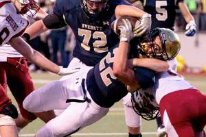 Everett High cancels a football game; the reason is elusive